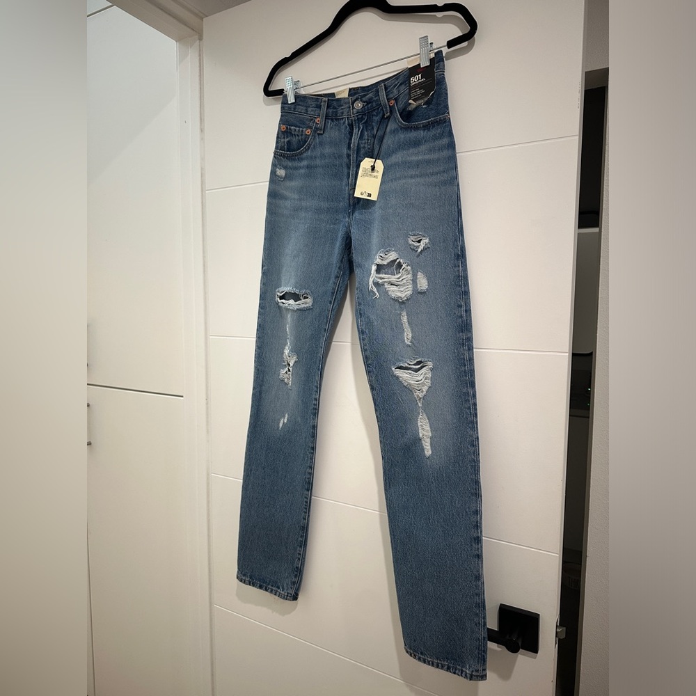 Levi’s 501 High Rise Straight Leg Distressed Jeans | NWT Size 25 - Picture 11 of 17